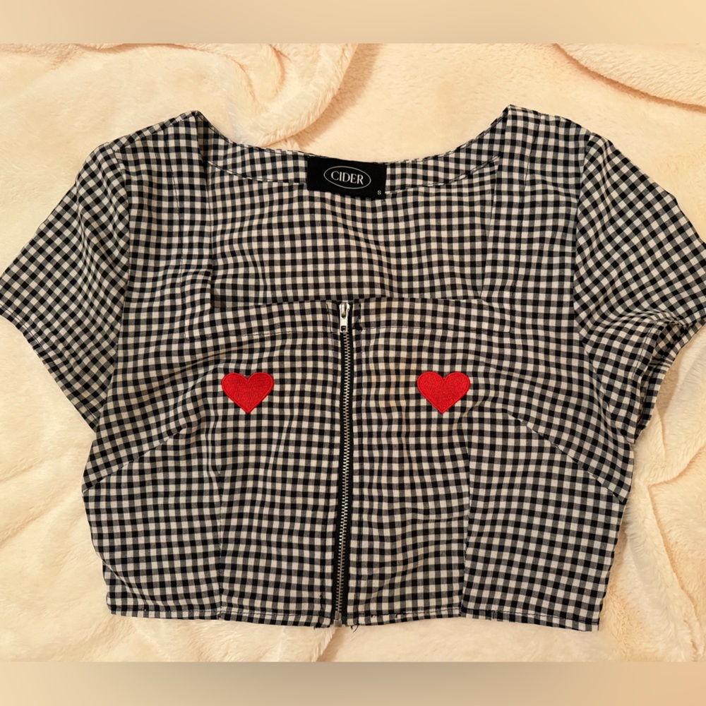 ZIP UP CROP TEE